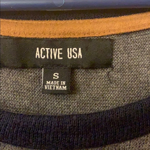 Sweater - Picture 5 of 5